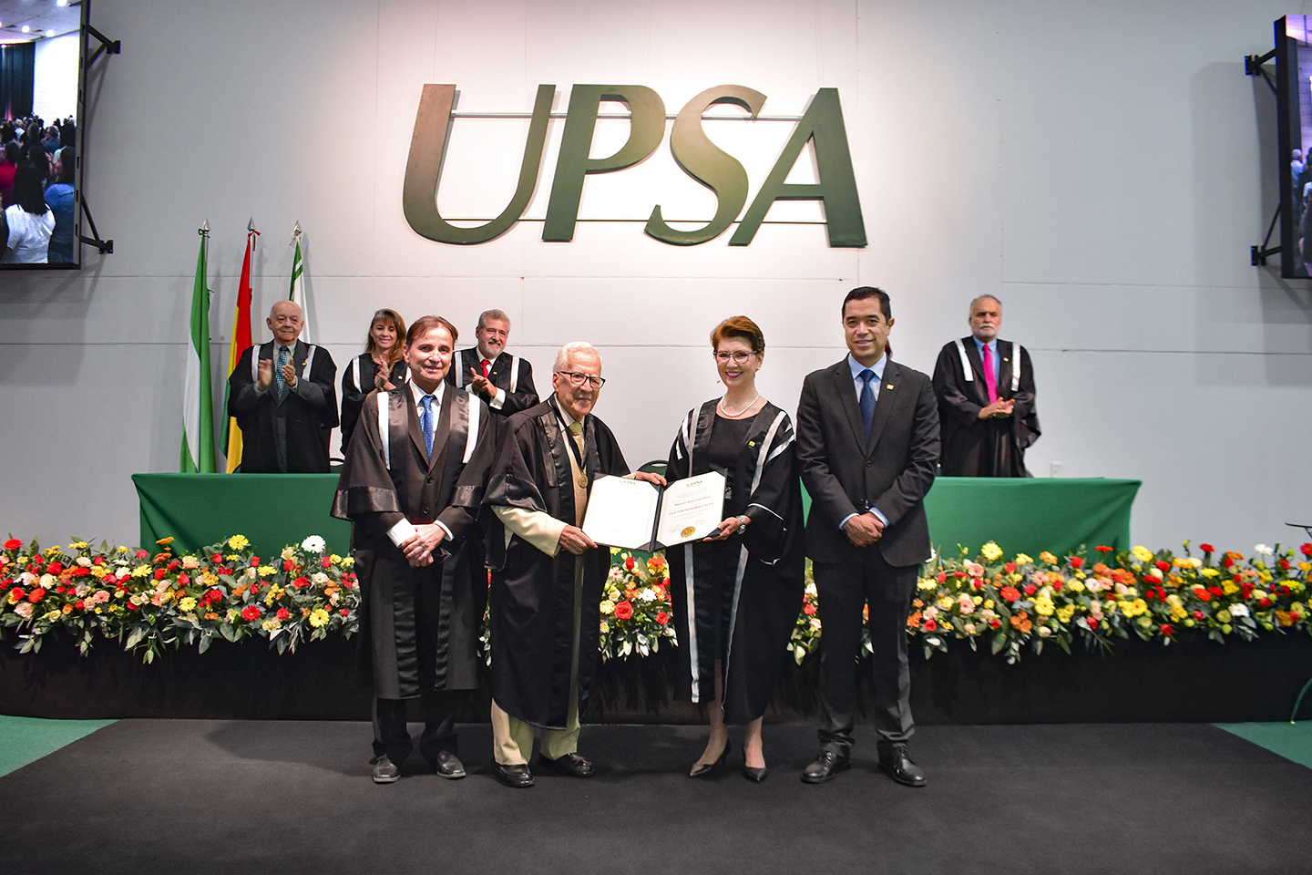 Marcelo Araúz es Doctor Honoris Causa por la UPSA