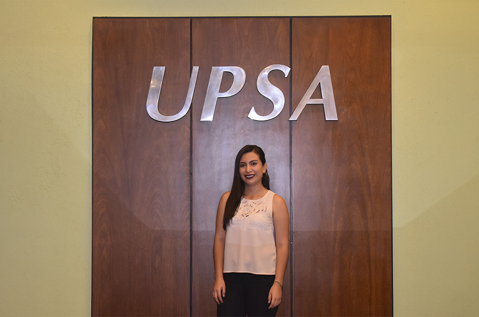 Graduada UPSA logra beca de Maestría en España