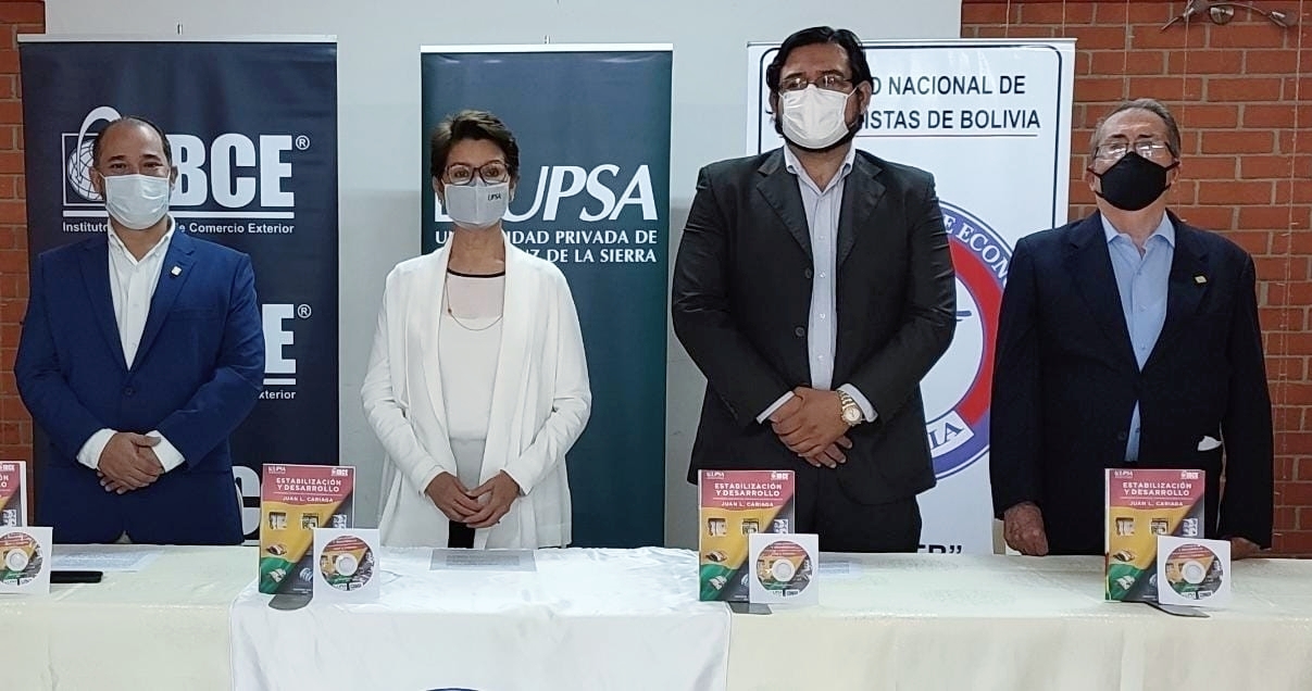 UPSA presentó libro sobre Economía